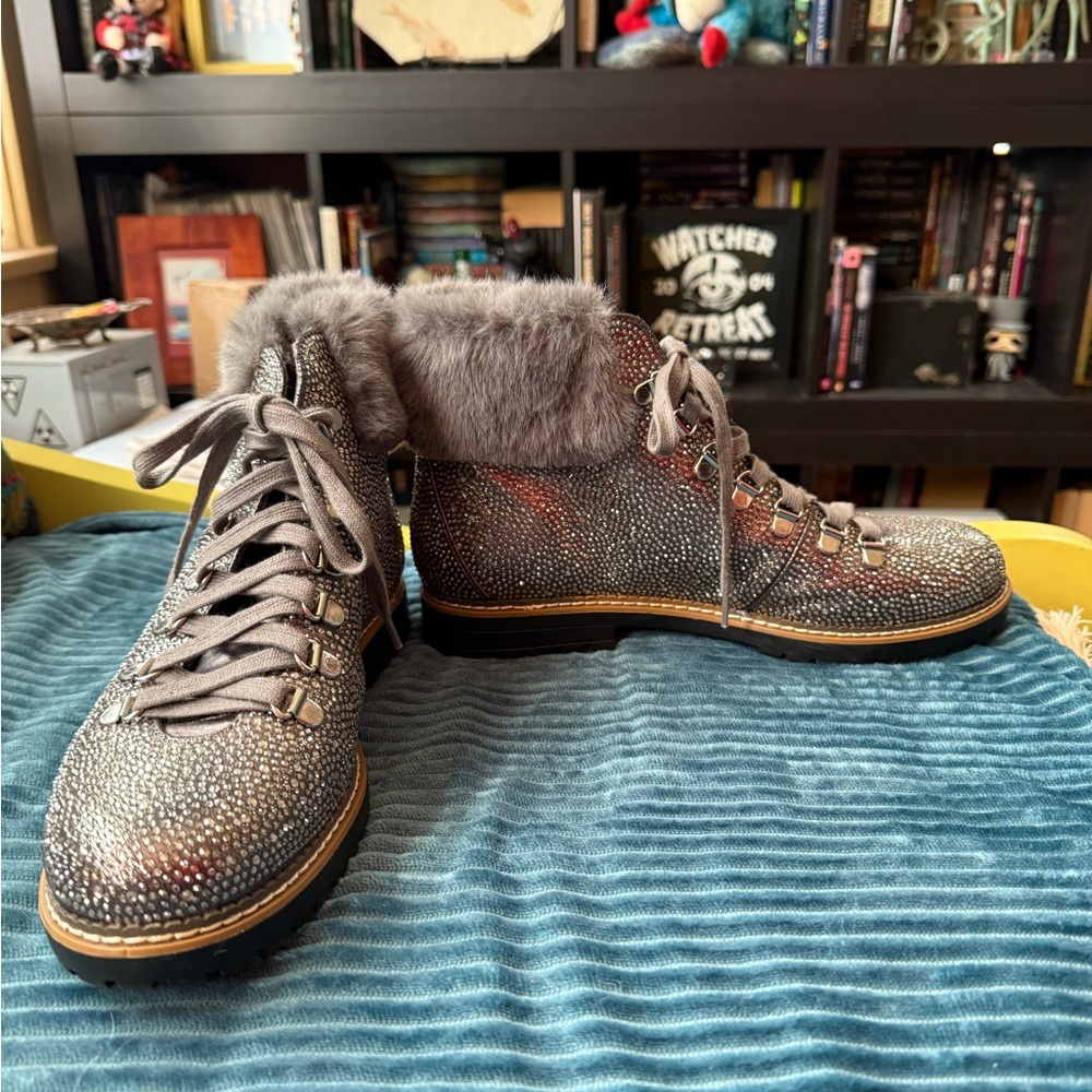 Sparkly Gray Fur-Lined Women's Ankle Boots